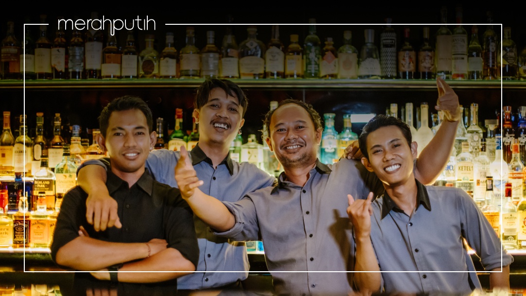 celebrate birthday at restaurant